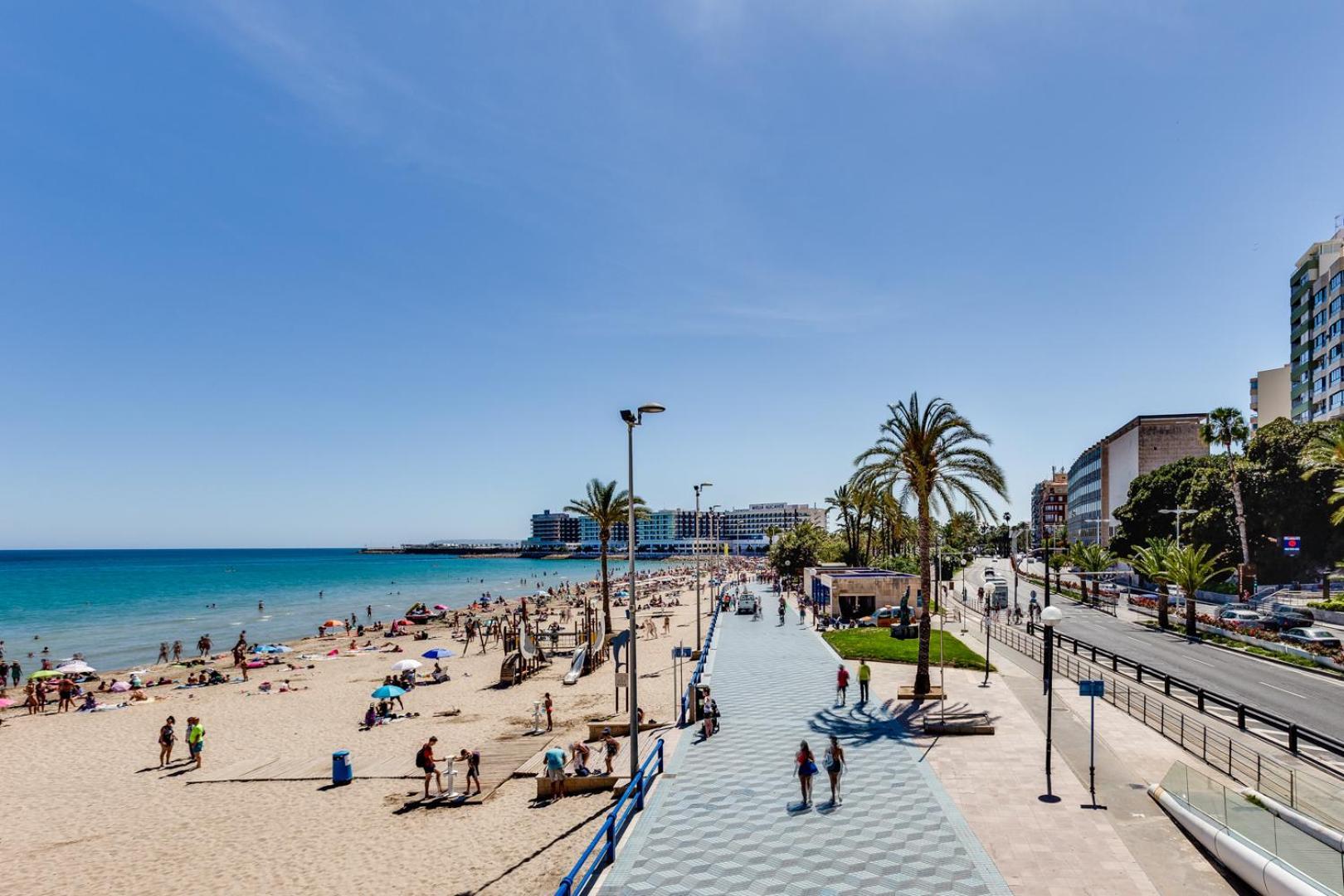 Apartamento Benjamin Rodriguez Alicante Exteriör bild